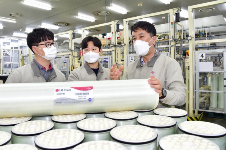 LG Chem to invest in new smart factory for RO membrane production, doubling...