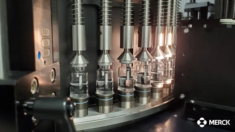 Automated visual inspection of filled vials