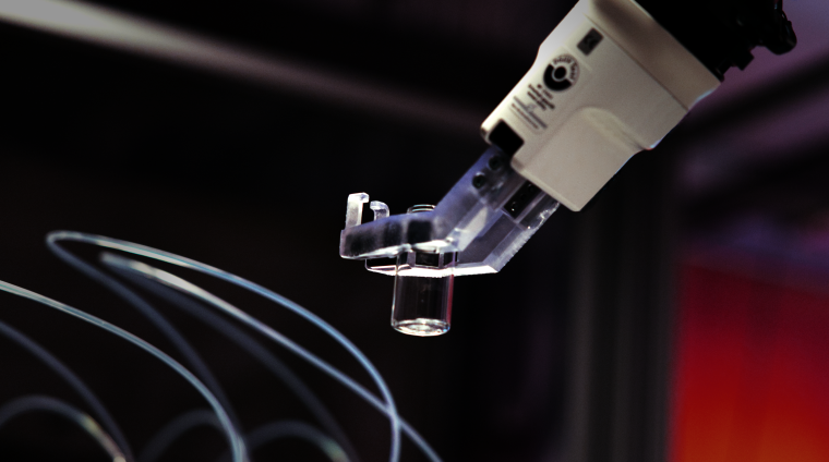 Robot conducting materials research