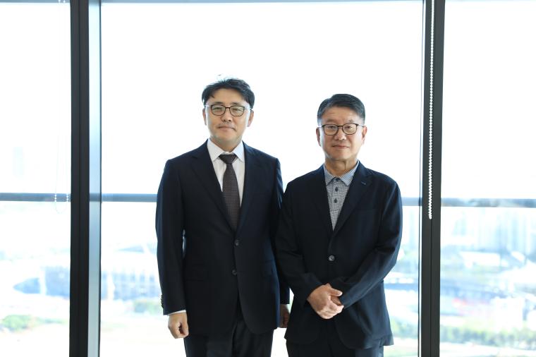 Dongjoon Lee, Managing Director of IMCD Korea and Seung-Ho Cha, Founder and CEO...