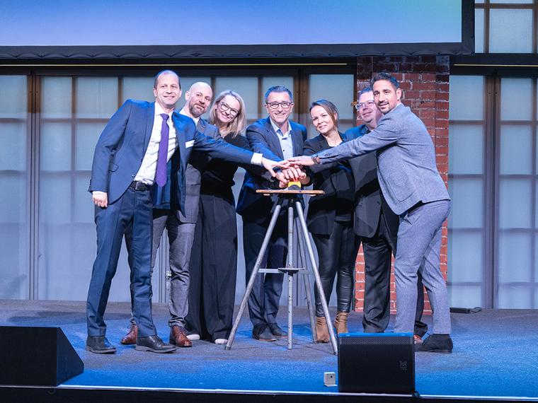 Markenauftritt unter neuer Dachmarke (v.l.n.r.): Marián Bendík,...