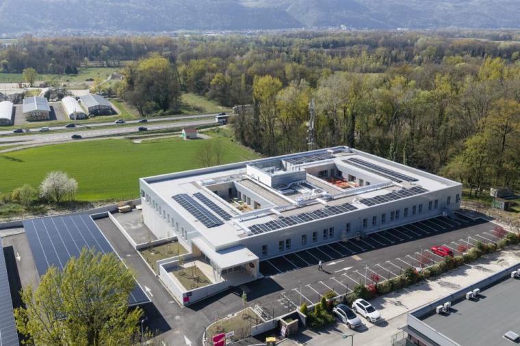 Merck site for metrology and inspection in Saint-Ismier, France